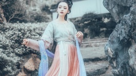 重口味虐杀动漫美女[MP4]